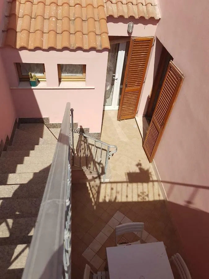 Viniola Apartment كوارتو سانتيلينا
