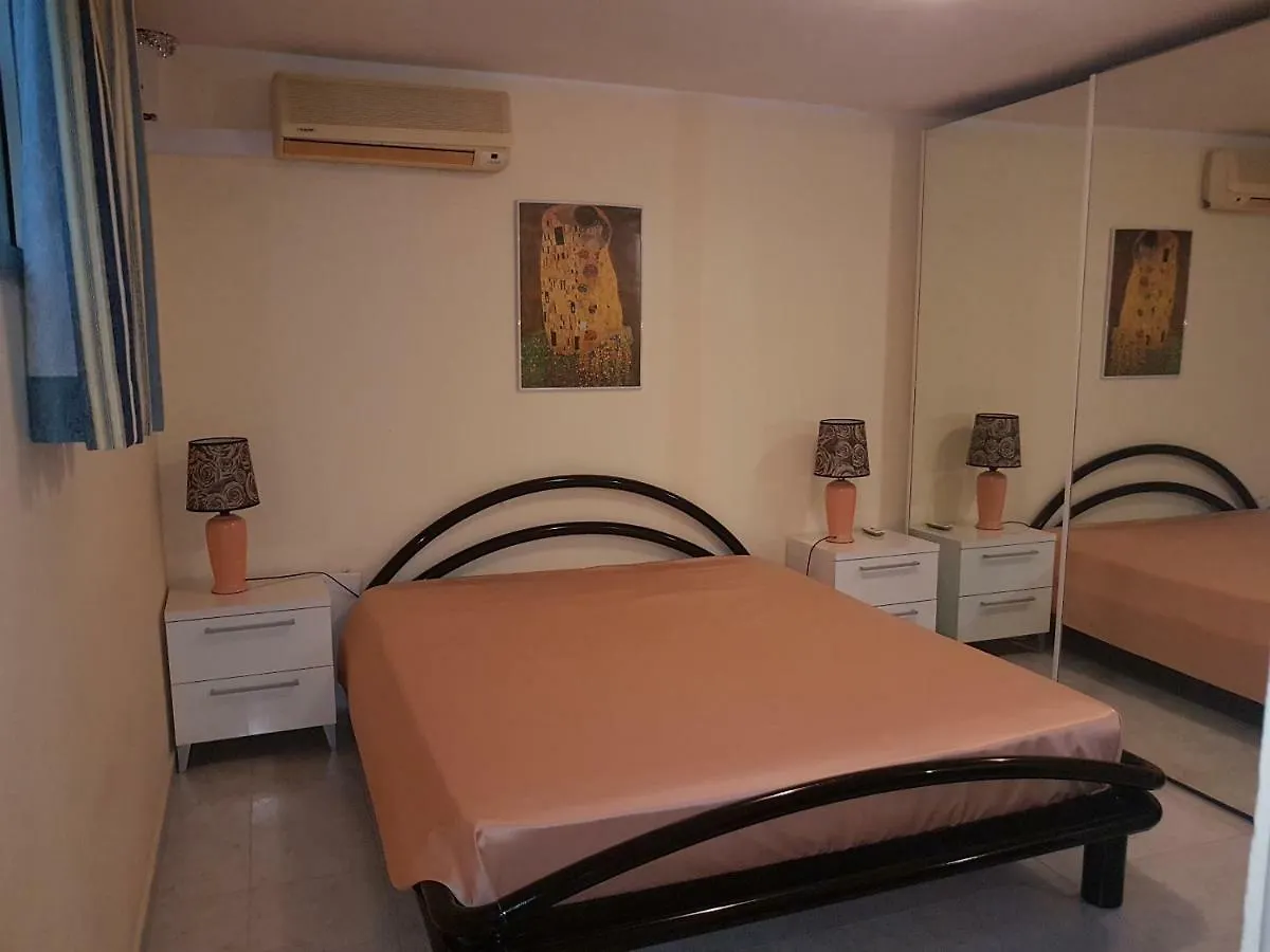 Viniola Apartment Quartu SantʼElena
