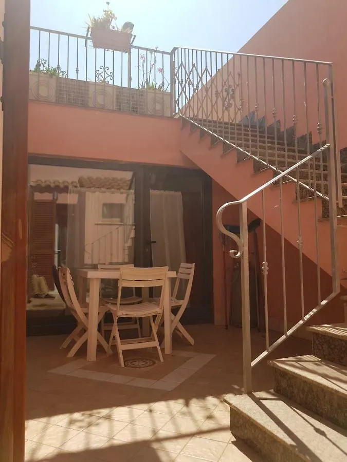 Viniola Apartment Quartu SantʼElena