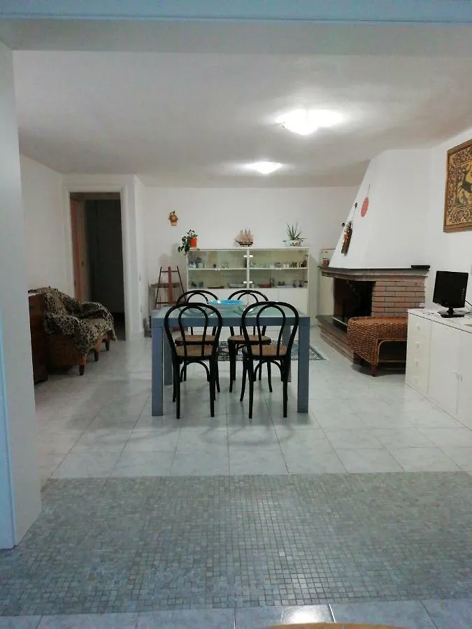 Viniola Apartment كوارتو سانتيلينا