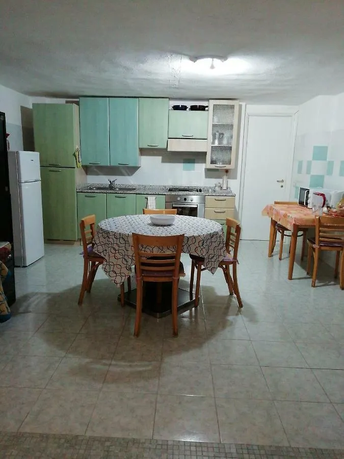 Viniola Apartment Quartu SantʼElena Italië