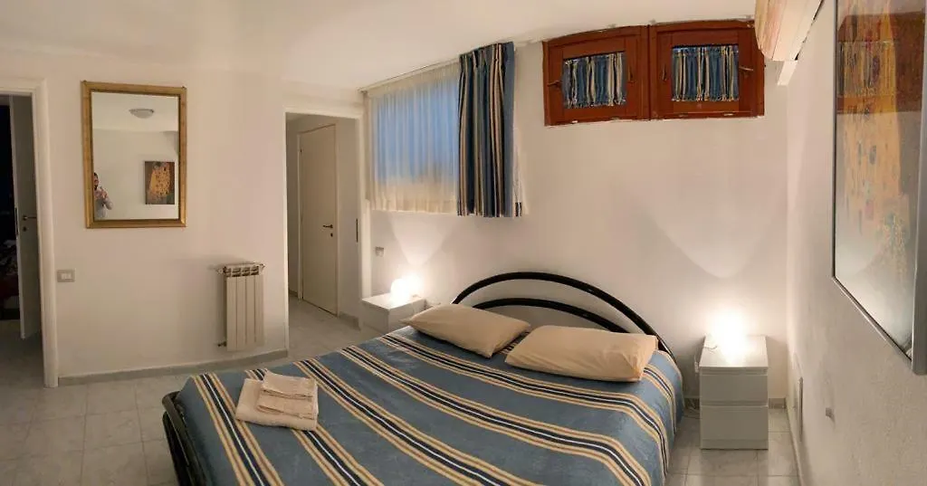 Viniola Apartment كوارتو سانتيلينا 0*,